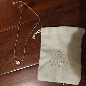 Kendra Scott Choker w white pendant
